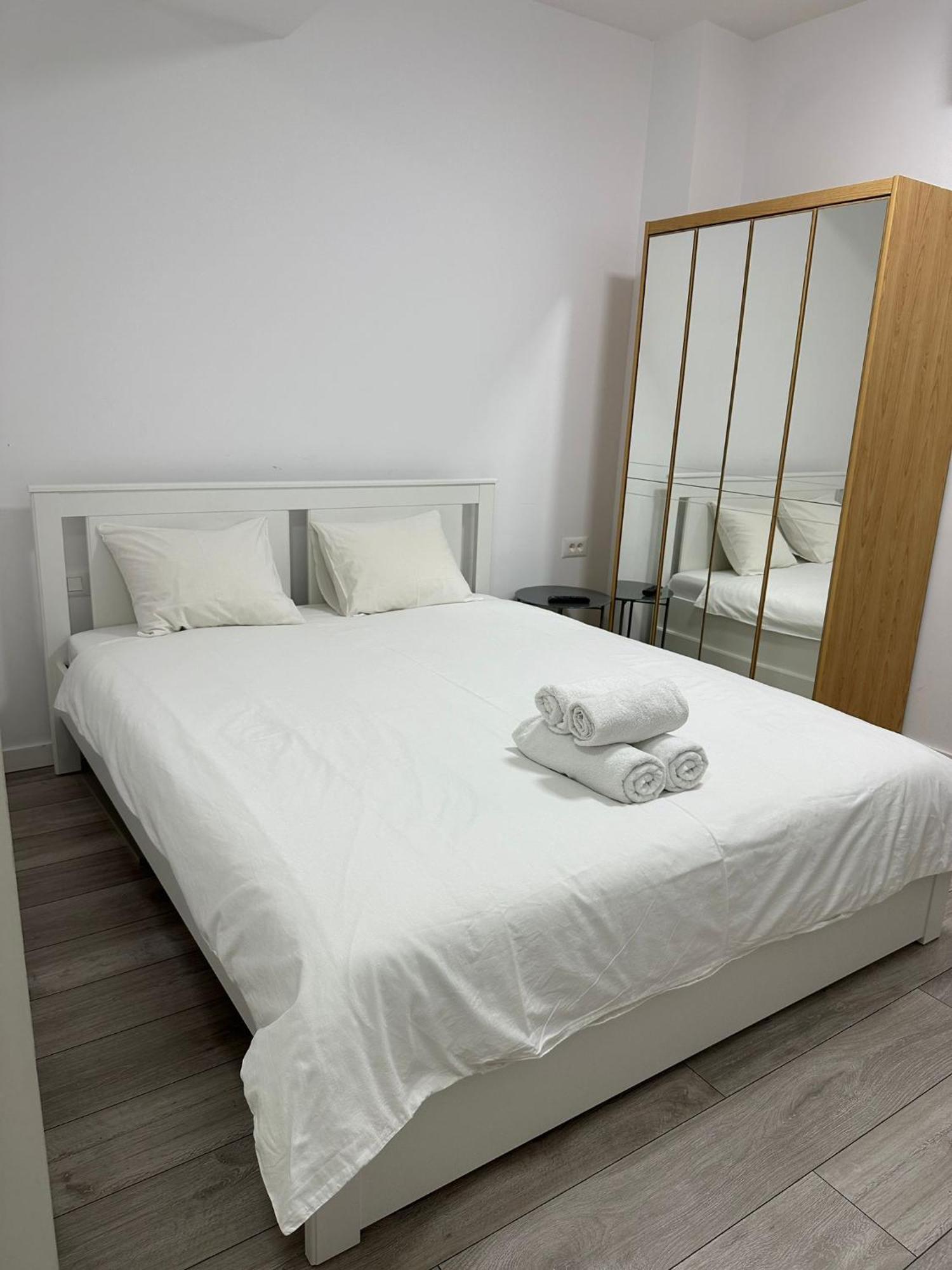 Catedral Apartment Bukarest Kültér fotó